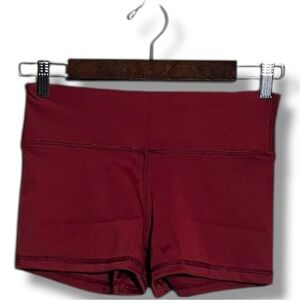 Women's Athletic Low Waisted Stretchy Bodycon Spandex Blend Burgundy Shorts